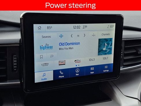 Used 2022 Ford Explorer XLT w/ Equipment Group 202A image 17