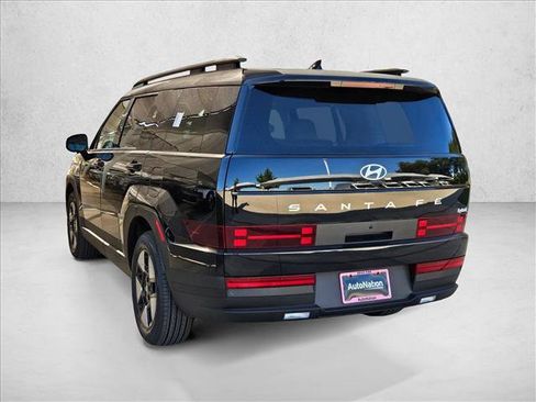 Used 2026 Hyundai Santa Fe SEL FWD image 9