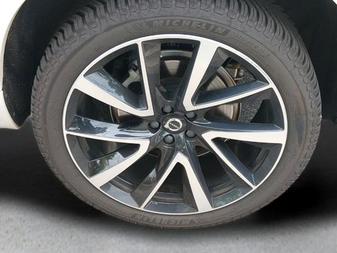 Used 2024 Volvo XC90 B6 Ultimate AWD/4WD image 9