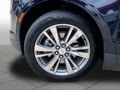 Used 2021 Cadillac XT5 Premium Luxury w/ LPO, Floor Liner Package FWD image 12