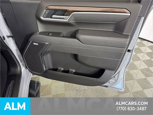 Used 2025 Chevrolet Silverado 1500 RST w/ RST All Star Premium Package image 17