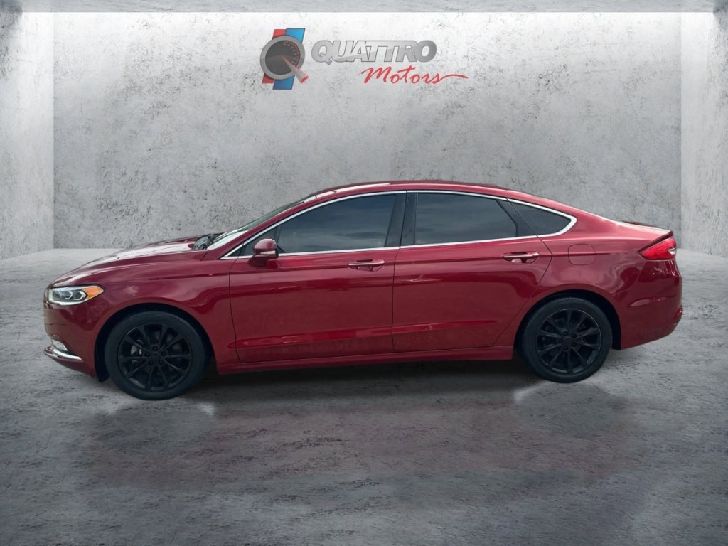 Used 2017 Ford Fusion SE w/ Fusion SE Technology Package FWD image 2