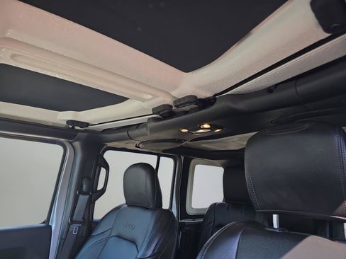Used 2019 Jeep Wrangler Unlimited Sahara w/ Quick Order Package 24M Moab AWD/4WD image 25