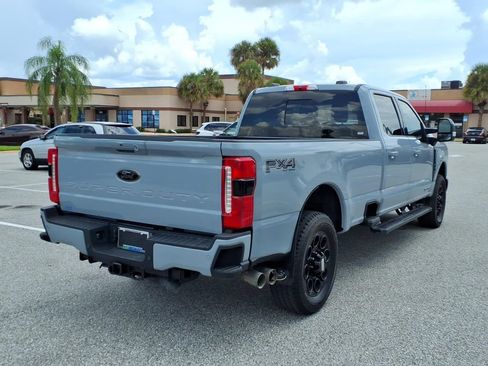 Used 2024 Ford F250 Lariat w/ Black Appearance Package AWD/4WD image 7