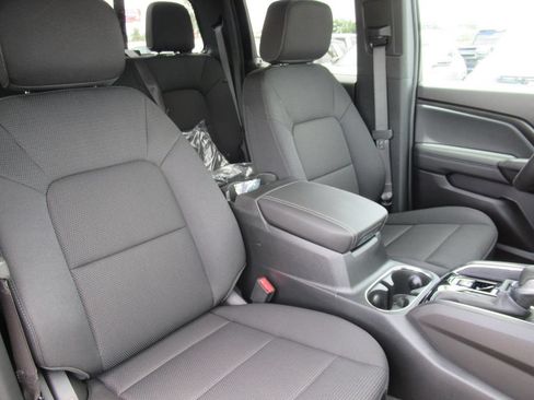 New 2026 GMC Canyon Elevation w/ Convenience Package RWD image 9