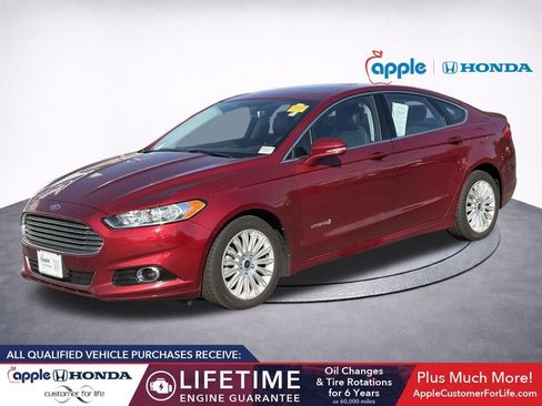 Used 2013 Ford Fusion SE FWD image 3