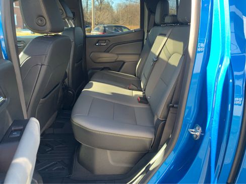 Used 2024 Chevrolet Colorado ZR2 w/ ZR2 Convenience Package III image 22