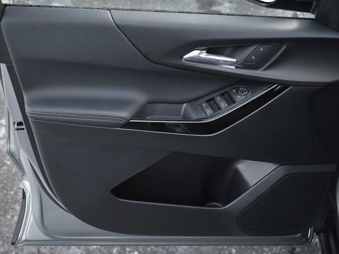 New 2026 Chevrolet Equinox LT image 24