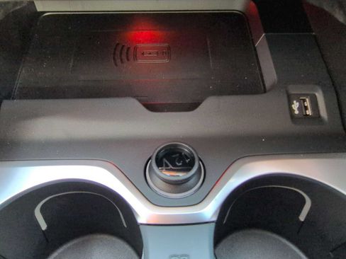 Used 2026 BMW XM Label Red AWD/4WD image 32