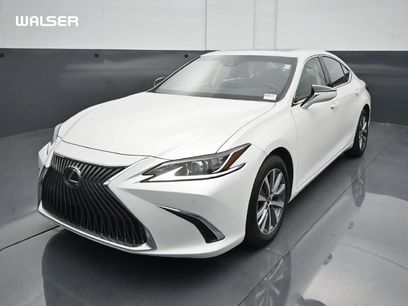 Used 2021 Lexus ES 250