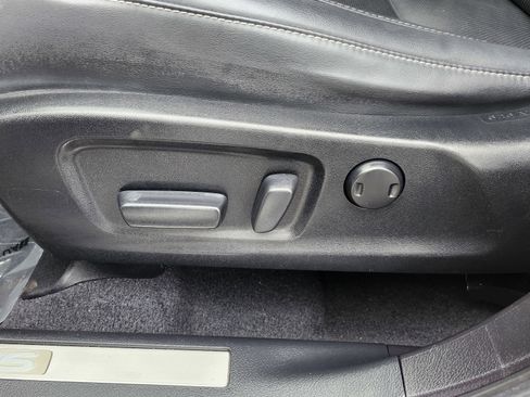 Used 2022 Lexus RX 450hL AWD w/ Premium Package image 30