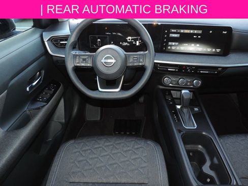 Certified 2025 Nissan Kicks SV image 17