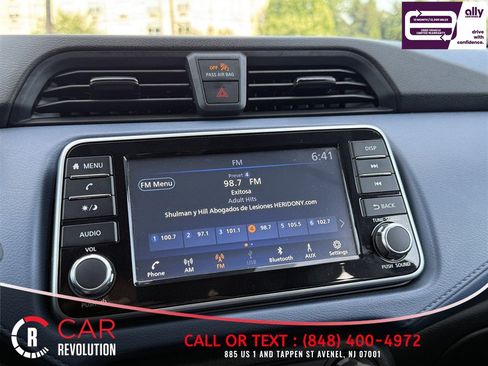 Used 2024 Nissan Versa SV w/ Trunk Package FWD image 17
