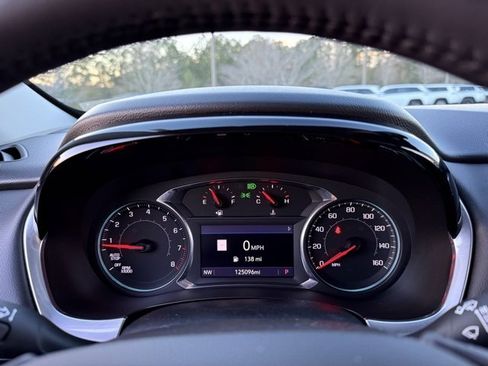 Used 2020 Chevrolet Traverse RS image 20