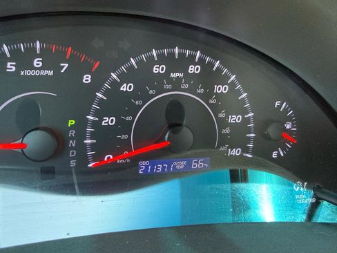 Used 2011 Toyota Camry LE image 20