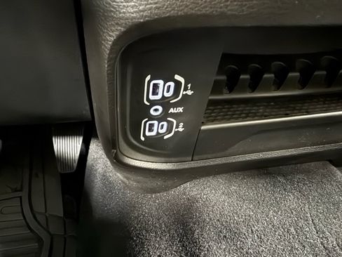 Used 2024 RAM 2500 Laramie image 37