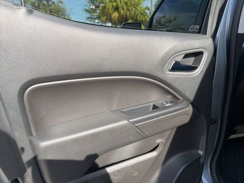 Used 2022 Chevrolet Colorado ZR2 w/ ZR2 Dusk Special Edition image 11