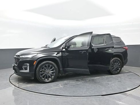 Used 2022 Chevrolet Traverse RS image 22