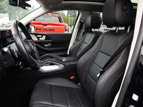 Used 2024 Mercedes-Benz GLS 450 4MATIC image 22