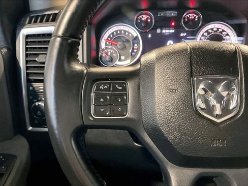 Used 2019 RAM 1500 Big Horn image 19