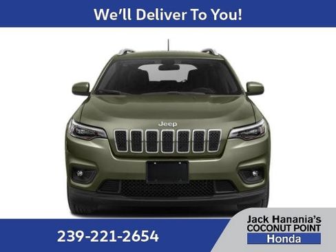 Used 2019 Jeep Cherokee Overland w/ Technology Group AWD/4WD image 7