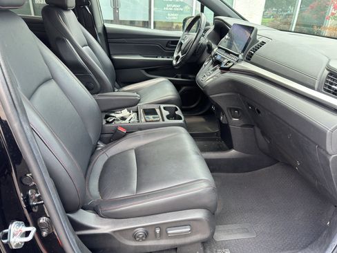 Used 2025 Honda Odyssey Sport-L image 11