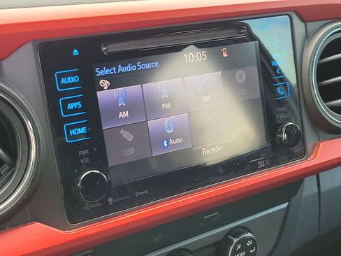 Used 2019 Toyota Tacoma TRD Sport RWD image 24