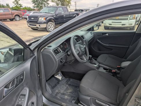 Used 2014 Volkswagen Jetta S FWD image 9