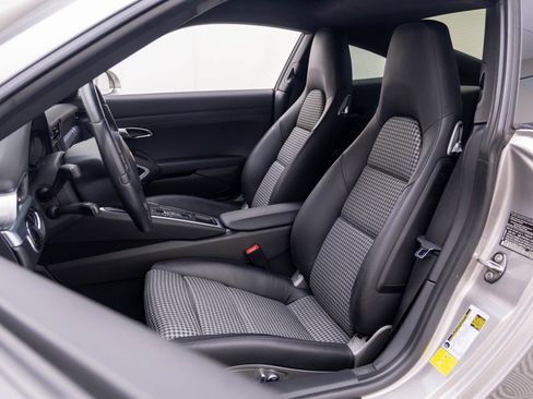 Used 2013 Porsche 911 Carrera RWD image 5