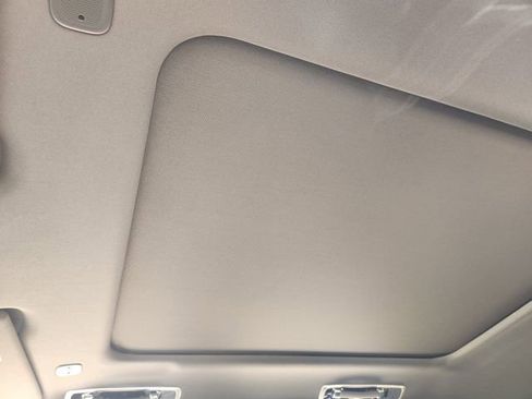 New 2026 Land Rover Range Rover Sport SE image 18