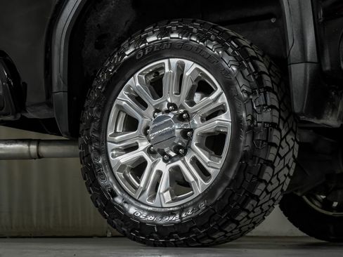 Used 2021 GMC Sierra 2500 Denali w/ Denali Ultimate Package AWD/4WD image 53