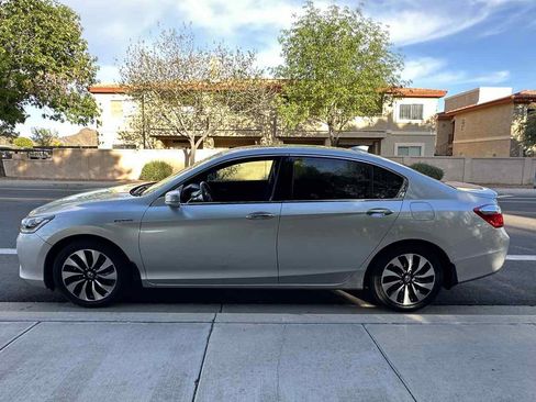 Used 2014 Honda Accord EX-L image 5
