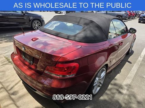 Used 2012 BMW 135i Convertible RWD image 8
