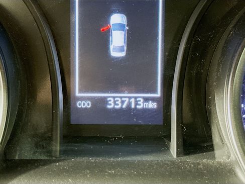 Used 2023 Toyota Camry SE image 18