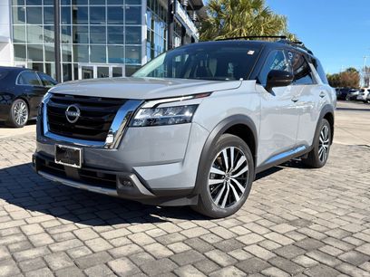Used 2023 Nissan Pathfinder Platinum
