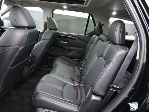 Used 2023 Honda Pilot Touring image 32