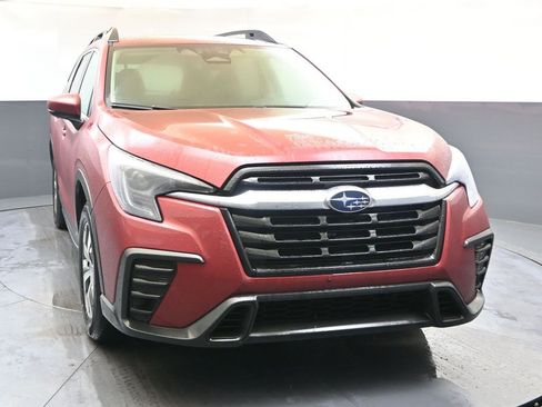 Used 2024 Subaru Ascent Premium w/ Convenience Package image 8