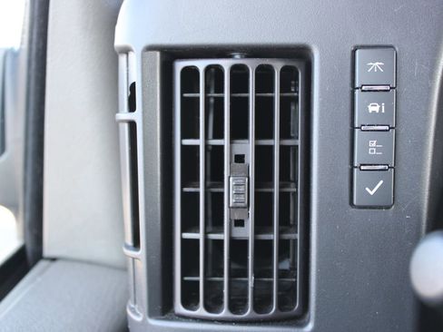 Used 2024 Chevrolet Express 2500 w/ Driver Convenience Package image 32