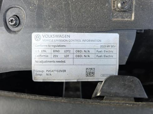 Used 2023 Volkswagen ID.4 Pro S image 28