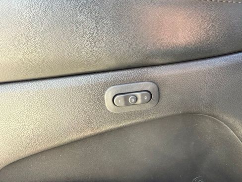 Used 2021 Jeep Grand Cherokee Limited AWD/4WD image 10