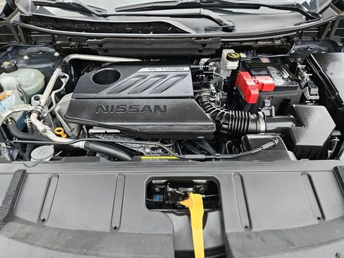 Used 2023 Nissan Rogue SV image 27