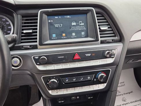 Used 2018 Hyundai Sonata SEL image 17