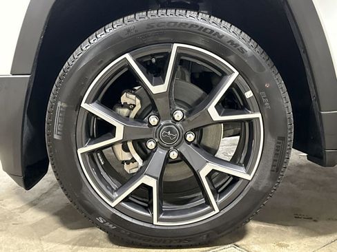 New 2026 Jeep Cherokee Overland AWD/4WD image 28