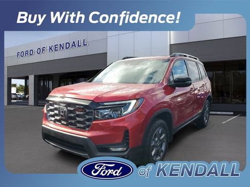 Used 2024 Honda Passport TrailSport image 1