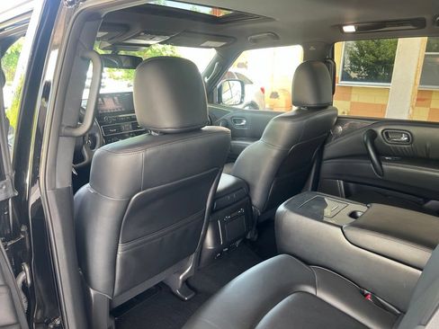 Certified 2023 Nissan Armada SL w/ Midnight Edition Package AWD/4WD image 10