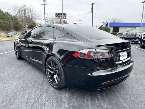 Used 2021 Tesla Model S Plaid image 7