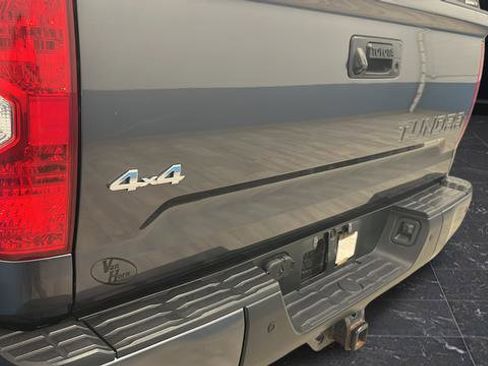 Used 2018 Toyota Tundra Limited w/ Limited Premium Package AWD/4WD image 38