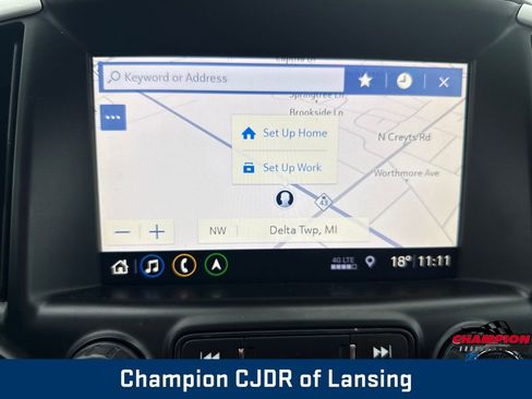 Used 2020 GMC Terrain SLT image 23