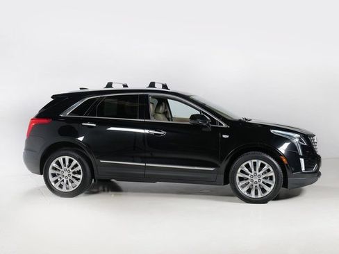Used 2018 Cadillac XT5 Platinum w/ Driver Assist Package AWD/4WD image 32