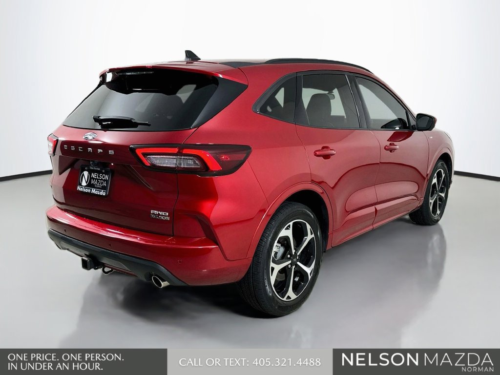 Used 2023 Ford Escape ST-Line Select w/ Tech Pack #2 AWD/4WD image 6
